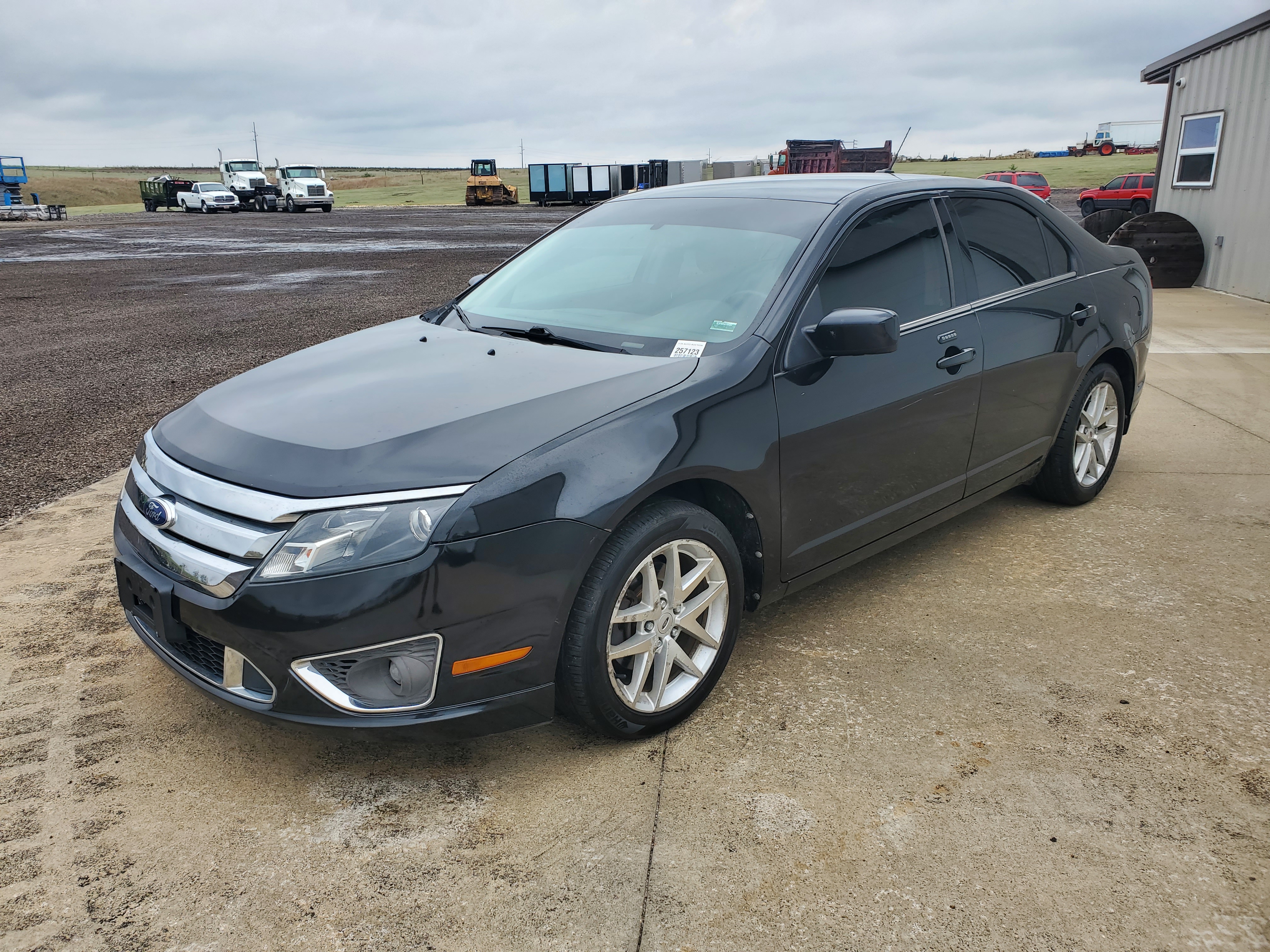 2012 Ford Fusion SEL v6 with only 158k miles