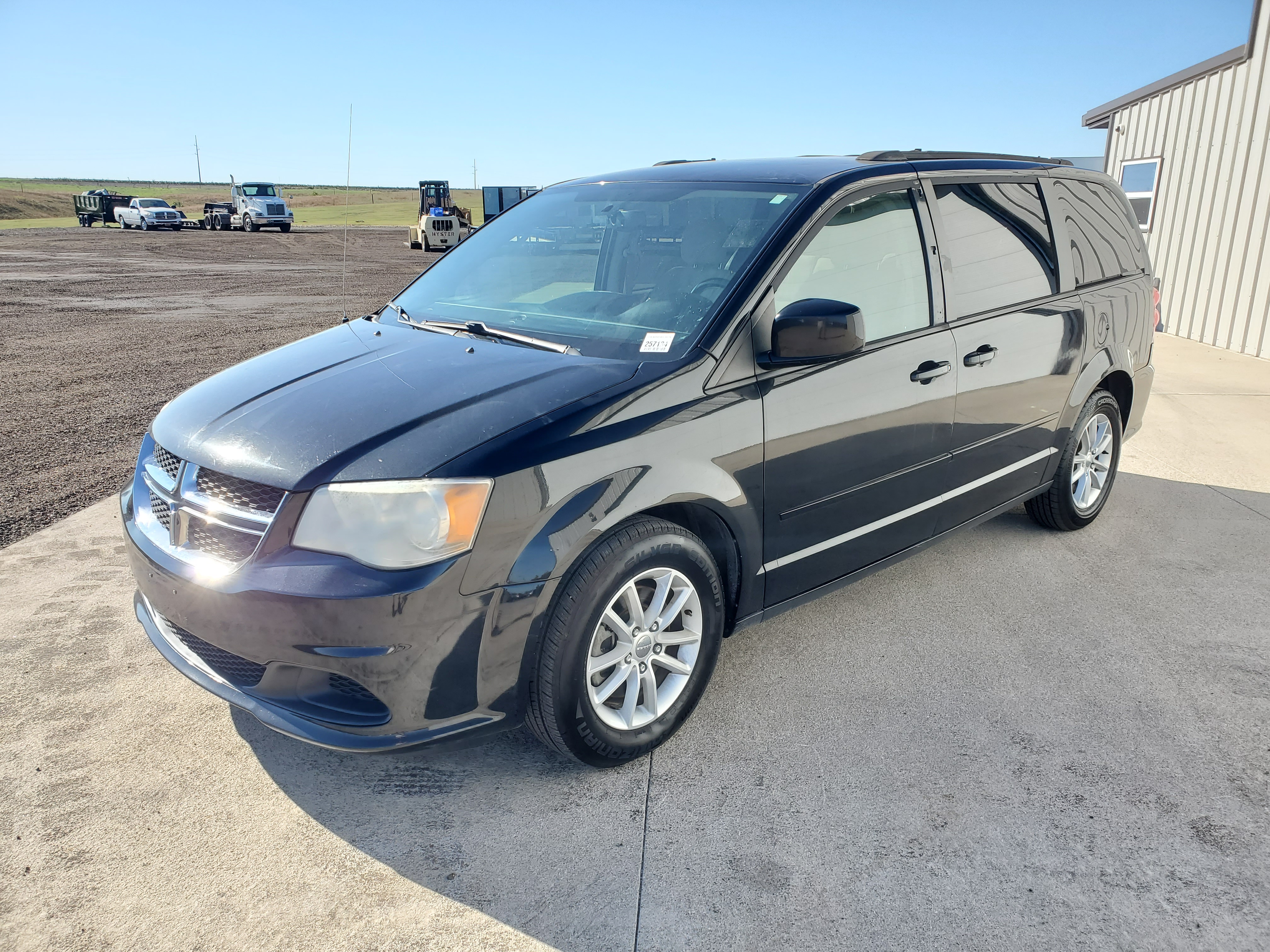 2015 Dodge Caravan SXT 3.6 with 143k miles